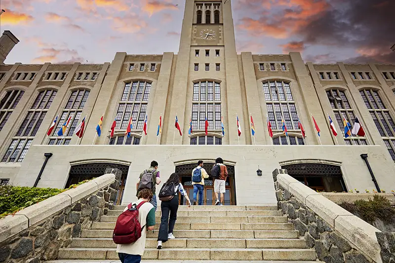 Schools & Universities