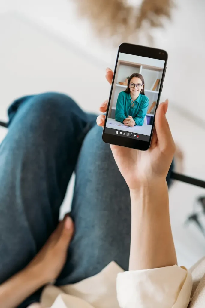 Virtual psychiatric service session via mobile device